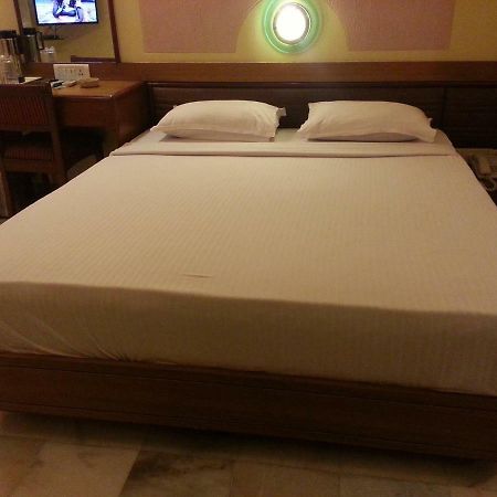 Hotel Ashray International, Sion - Near Bkc Bombaim Exterior foto