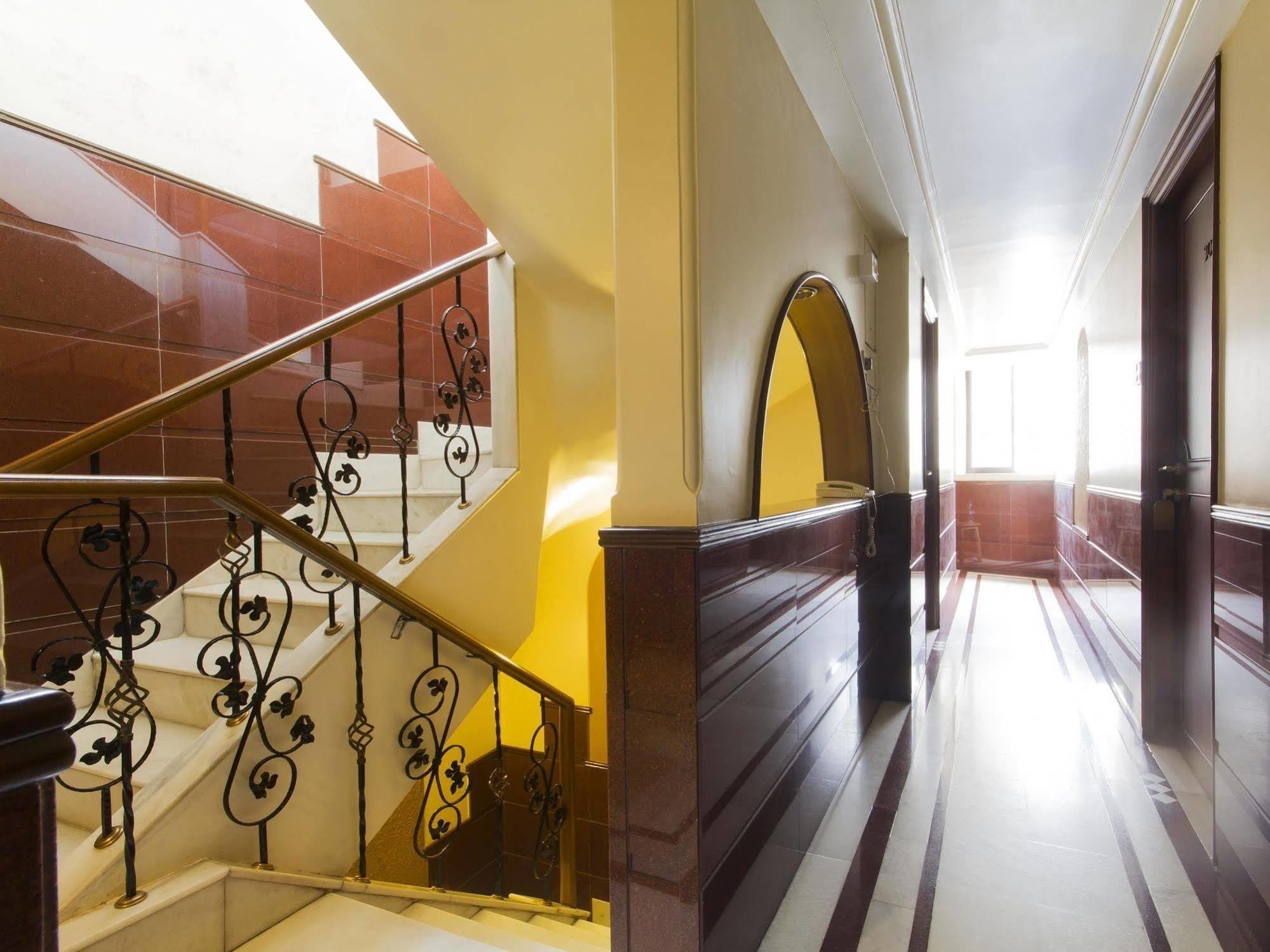 Hotel Ashray International, Sion - Near Bkc Bombaim Exterior foto