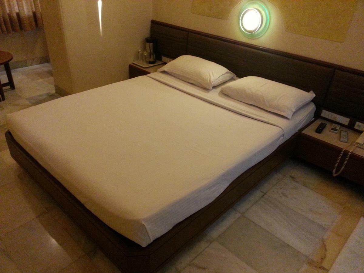 Hotel Ashray International, Sion - Near Bkc Bombaim Exterior foto